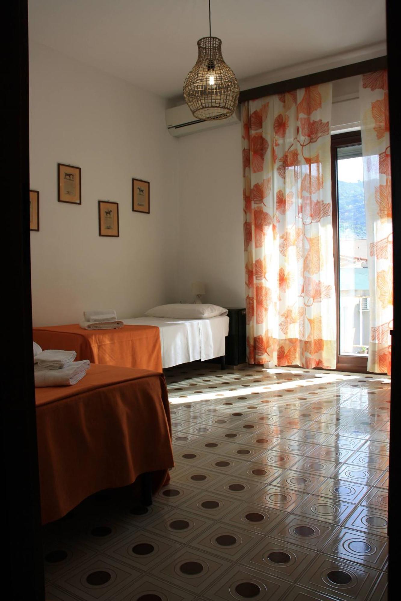 Archimede Lounge Apartamento Cefalù Exterior foto